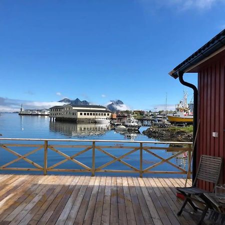 Nora'S Waterfront Cabin Svolvær Exteriör bild