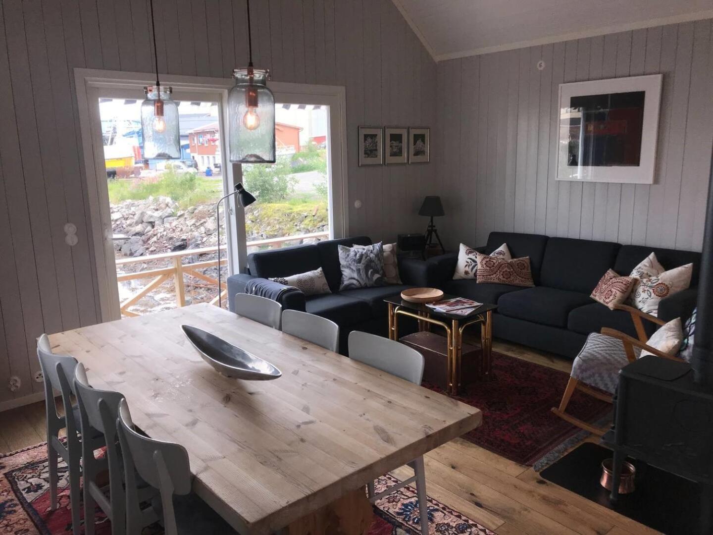 Nora'S Waterfront Cabin Svolvær Exteriör bild