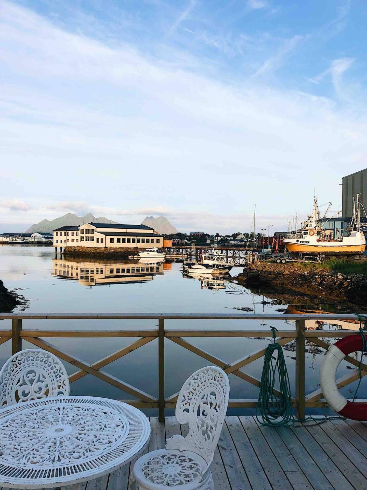 Nora'S Waterfront Cabin Svolvær Exteriör bild